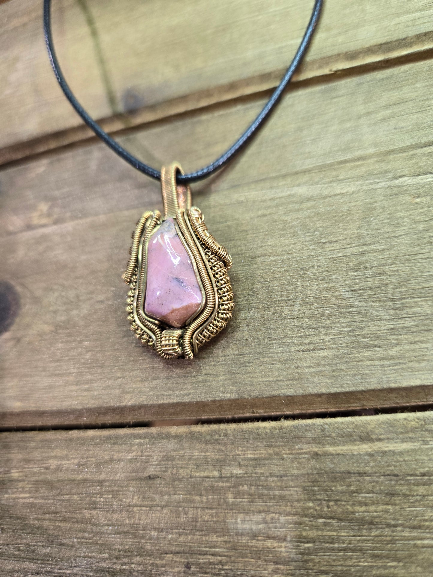 Saltspring rhodonite