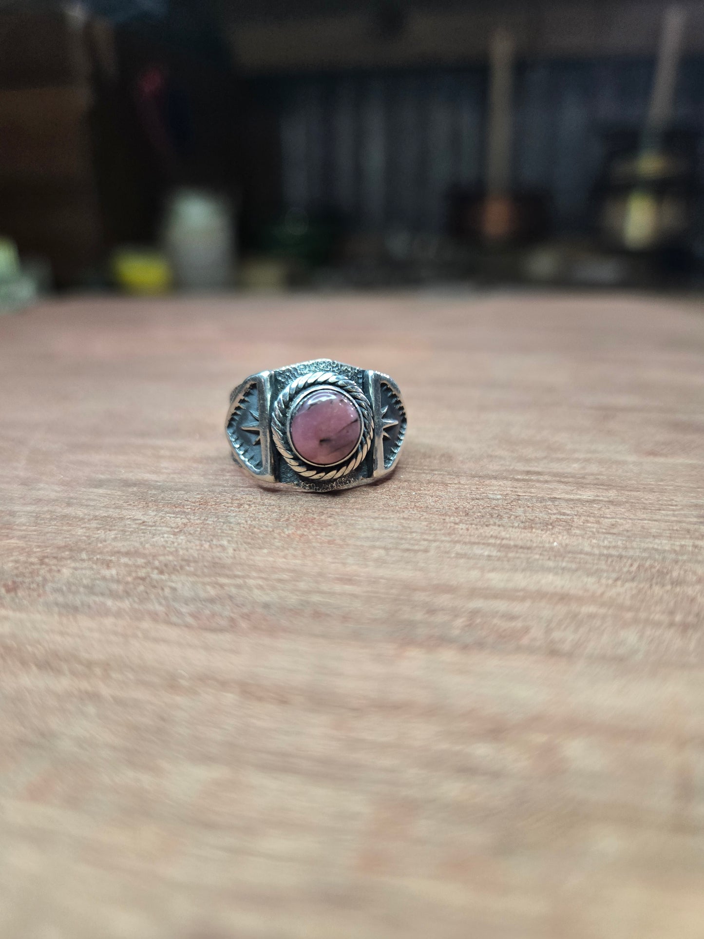 Saltspring rhodonite