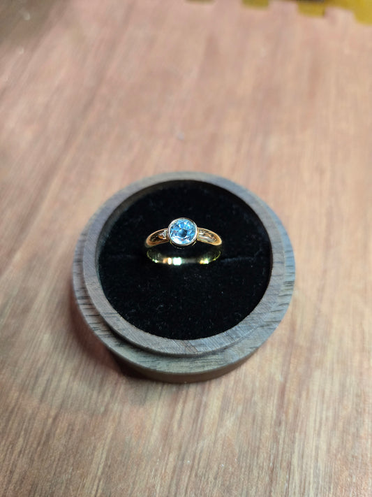 Blue topaz in 14k solid gold